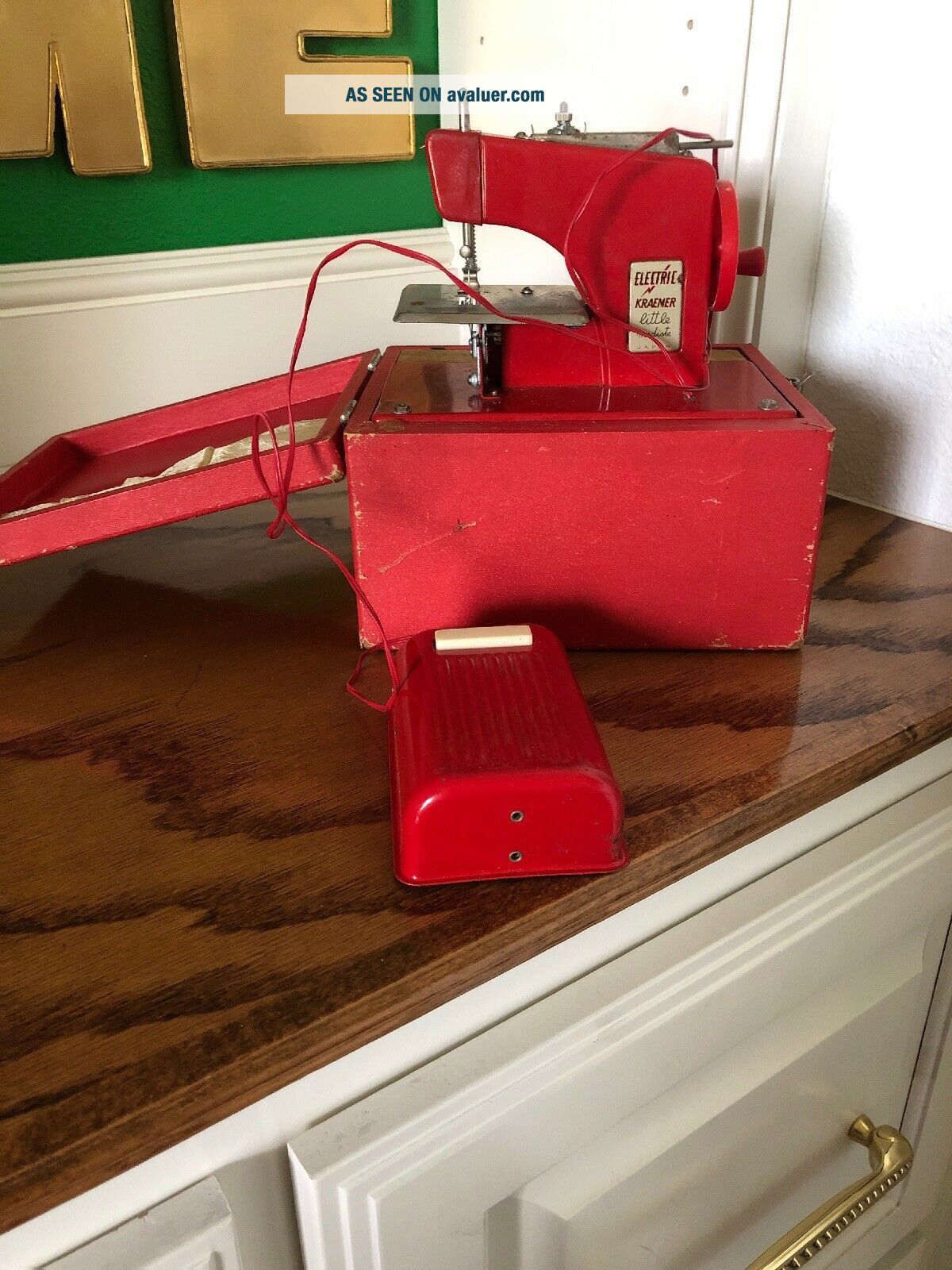 Electric Kraemer Vintage 1900’s Battery Sewing Machine “ Rare” JAPAN”