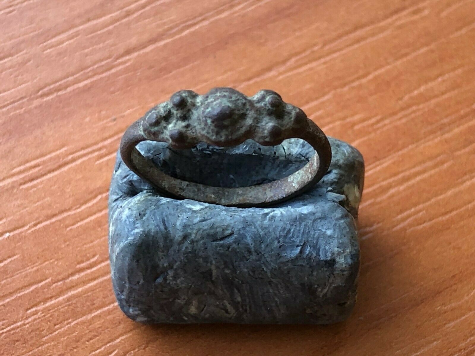 Ancient Roman Bronze Ring Circa 200 - 400 AD Very Rare | #19671168